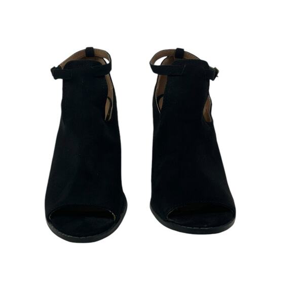 Qupid Black Faux Suede Peep Toe Buckle Strap Booties Block Heel size 8 - Picture 7 of 14